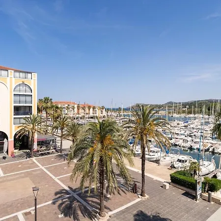 Sejour Chaleureux Avec Vue Au Port D'argeles 아파트